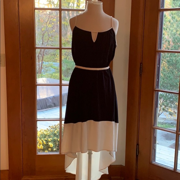Willow & Clay Black/Cream Colorblock Midi Dress, M - Picture 6 of 16